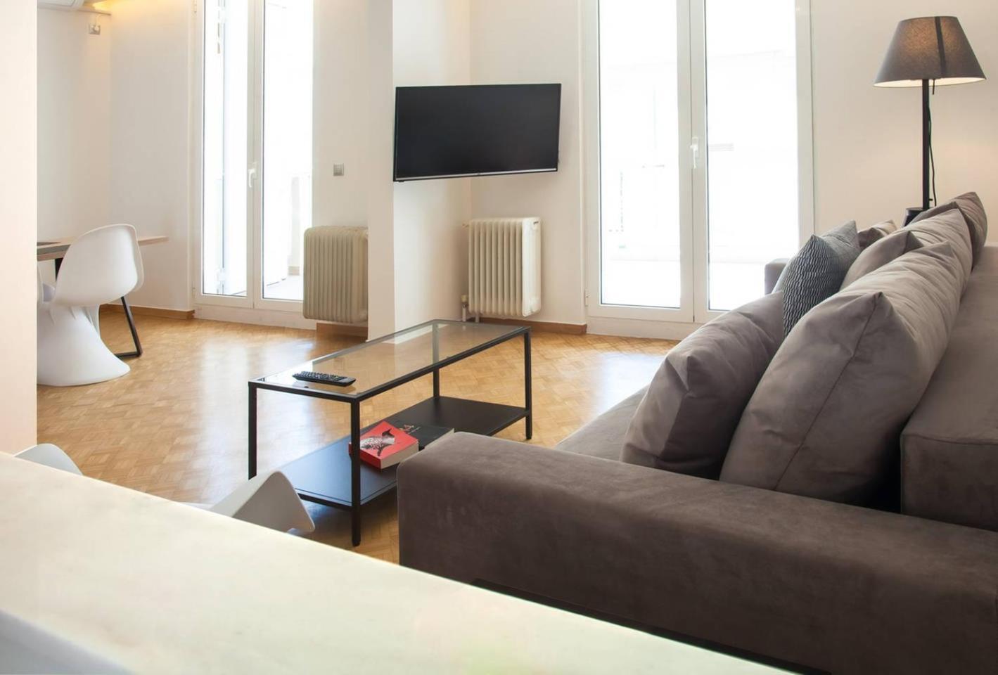 Toni'S Lovely Apartment In Sunny Pangrati Athens Exterior photo